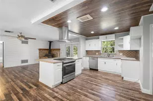 1385 W Taylor Rd, Deland, FL 32720 - Photo 13