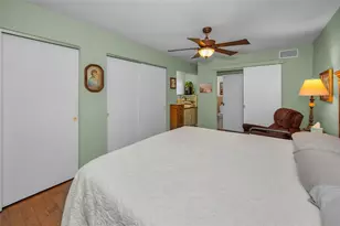 250 Rosery Rd NW, Largo, FL 33770 - Photo 29