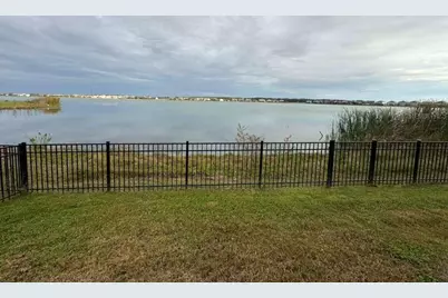 589 Blue Cypress Drive, Groveland, FL 34736 - Photo 17