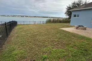 589 Blue Cypress Dr, Groveland, FL 34736 - Photo 19