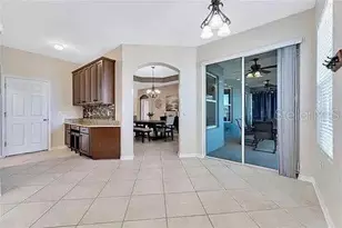 589 Blue Cypress Dr, Groveland, FL 34736 - Photo 9