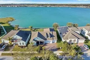 589 Blue Cypress Dr, Groveland, FL 34736 - Photo 3