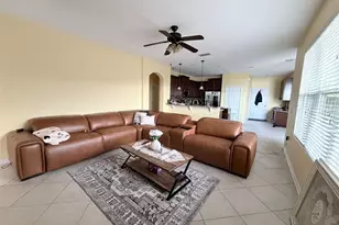 589 Blue Cypress Dr, Groveland, FL 34736 - Photo 5