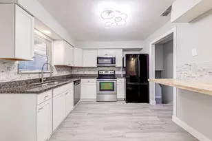 804 Judy Ave, Wildwood, FL 34785 - Photo 13