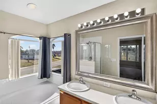 1001 Dampierre Ct, Kissimmee, FL 34759 - Photo 29