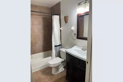 5501 Chatham Woods Court, Orlando, FL 32808 - Photo 11