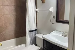 5501 Chatham Woods Ct, Orlando, FL 32808 - Photo 11