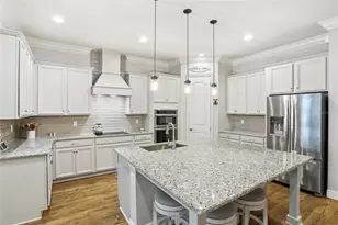 13085 Bromborough Dr, Orlando, FL 32832 - Photo 5