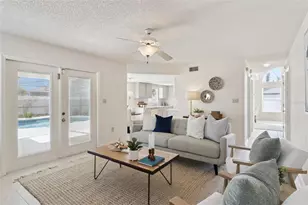 212 College Grove Cir NE, Winter Haven, FL 33881 - Photo 5