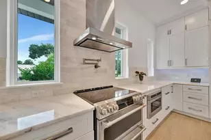 916 Highland St, Sarasota, FL 34234 - Photo 15