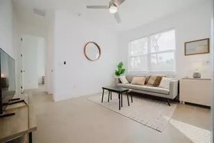 916 Highland St, Sarasota, FL 34234 - Photo 23