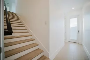 916 Highland St, Sarasota, FL 34234 - Photo 21