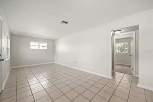 2525 Kingsland Ave, Orlando, FL 32808 - Photo 9