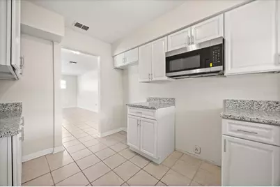 2525 Kingsland Avenue, Orlando, FL 32808 - Photo 5