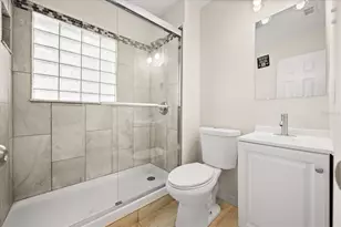 2525 Kingsland Ave, Orlando, FL 32808 - Photo 17