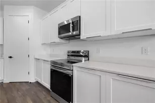 143 Barrington Ave, Deland, FL 32724 - Photo 9