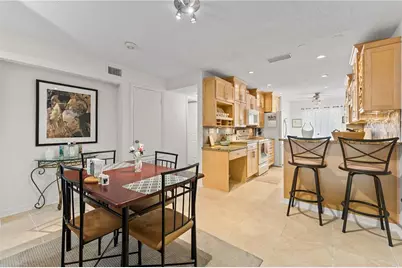 7310 Sunshine Skyway Lane S #112, Saint Petersburg, FL 33711 - Photo 15