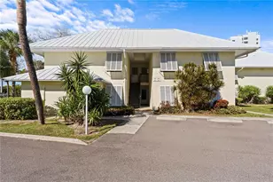 7310 Sunshine Skyway Ln S, Saint Petersburg, FL 33711 - Photo 3