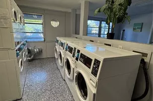 3315 58th Ave S, Saint Petersburg, FL 33712 - Photo 11