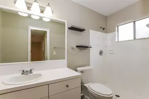 5331 Broken Pine Cir, Orlando, FL 32818 - Photo 13