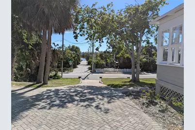 127 S Peninsula #3, Daytona Beach, FL 32118 - Photo 5