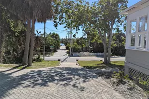 127 S Peninsula, Daytona Beach, FL 32118 - Photo 5