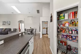 650 Tuscan Hills Blvd, Davenport, FL 33897 - Photo 9