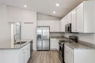 2607 Tulip Dr, Davenport, FL 33837 - Photo 5