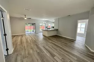 813 Ponderosa Pine Ct, Orlando, FL 32825 - Photo 9