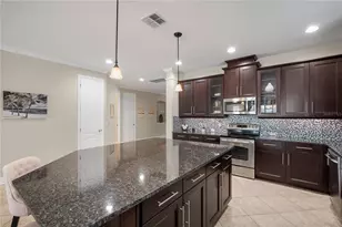 10539 Warlow Creek St, Orlando, FL 32832 - Photo 9