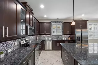 10539 Warlow Creek Street, Orlando, FL 32832 - Photo 11