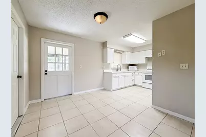 109 E Chester Street, Clermont, FL 34715 - Photo 13
