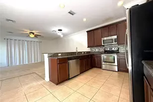 1860 Garden Sage Dr, Oviedo, FL 32765 - Photo 9