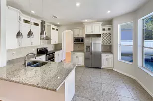 3834 Regents Way, Oviedo, FL 32765 - Photo 11