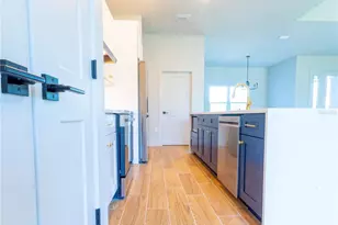 14073 Naylor Ave, Port Charlotte, FL 33981 - Photo 21