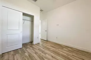 1025 37th St, Orlando, FL 32805 - Photo 17