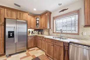 30904 Deal Dr, Sorrento, FL 32776 - Photo 11