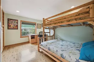 30904 Deal Dr, Sorrento, FL 32776 - Photo 17