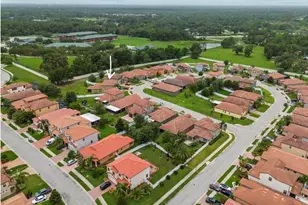 2269 Bella Luna Cir, Lakeland, FL 33810 - Photo 25