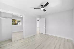 3135 33rd Ave N, Saint Petersburg, FL 33713 - Photo 13