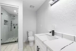 3135 33rd Ave N, Saint Petersburg, FL 33713 - Photo 19