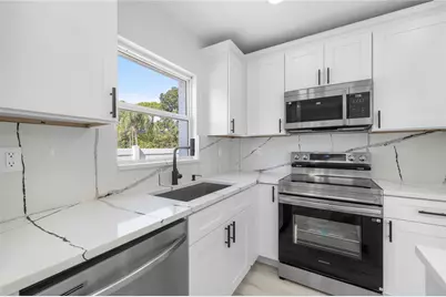 3135 33rd Avenue N, Saint Petersburg, FL 33713 - Photo 27