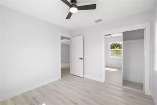 3135 33rd Ave N, Saint Petersburg, FL 33713 - Photo 15