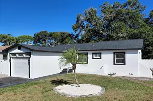 3135 33rd Ave N, Saint Petersburg, FL 33713 - Photo 3