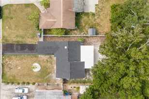 3135 33rd Ave N, Saint Petersburg, FL 33713 - Photo 5