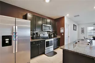 348 Hickory Course Radial, Ocala, FL 34472 - Photo 9