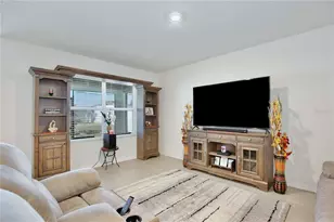 348 Hickory Course Radial, Ocala, FL 34472 - Photo 5