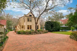 1226 Golden Ln, Orlando, FL 32804 - Photo 49