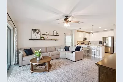 1040 Golden Dawn Loop, Minneola, FL 34715 - Photo 13