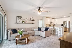 1040 Golden Dawn Loop, Minneola, FL 34715 - Photo 13